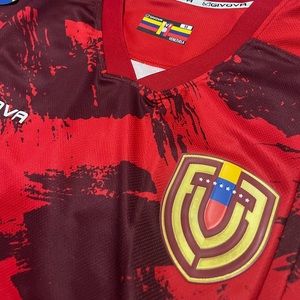 CAMISETA DE VENEZUELA SIN NOMBRE 2023